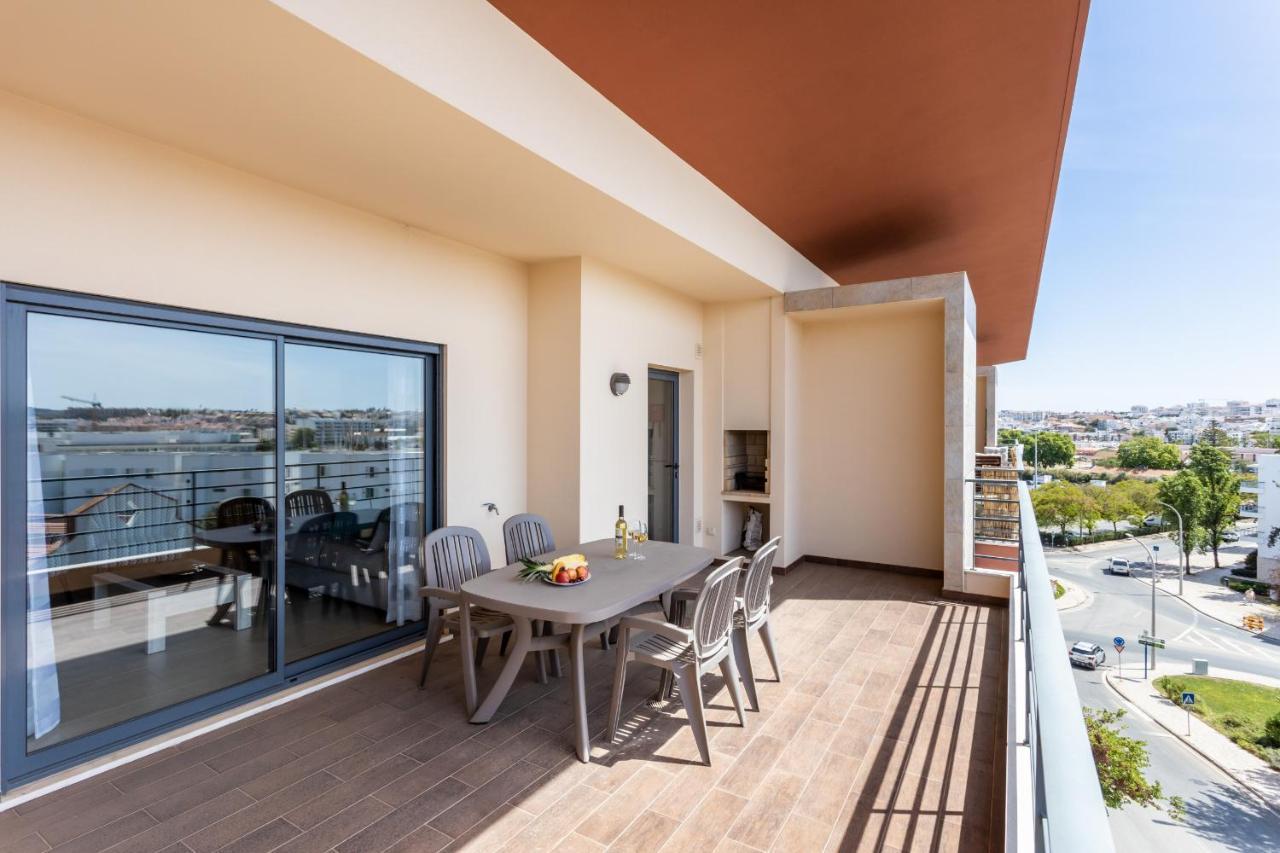 Horizon Apartment By Seewest Lagos Exterior foto